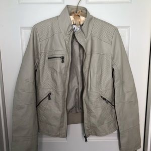 Xhilaration juniors’ cream jacket